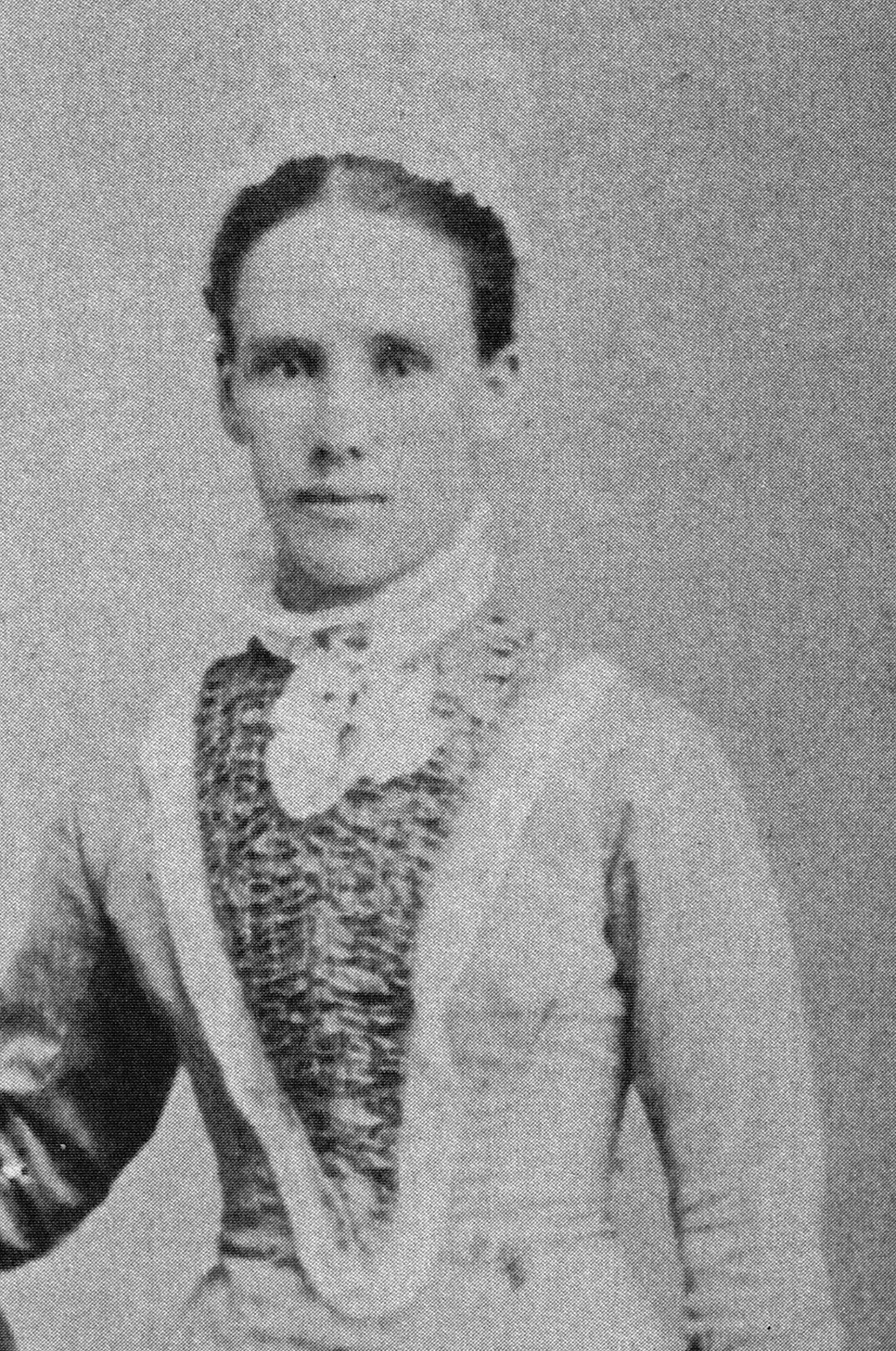 Photo of photos/Nancy (Annie) McLennan bn abt 1851 portrait